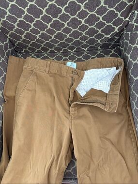 Class Club Men's Khaki Straight-Fit Chinos — Light Brown